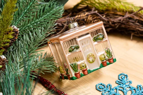 Miniatura 7 de Adorno de invernadero de vidrio soplado a mano y adorno de carretilla, juego de 2 adornos de jardín de vidrio para árbol de Navidad
