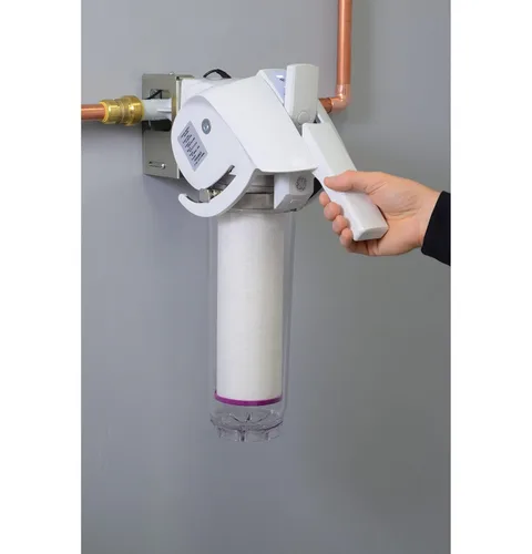 Miniatura 8 de GE Sistema de filtro de agua Smart Home + filtro de repuesto prémium (FTHLM) Sistema de filtración de agua que reduce el plomo, el olor y más