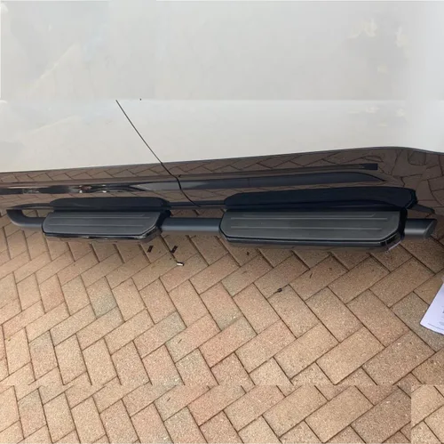 Miniatura 3 de Estribos negros para Land Rover Defender 110 130 2020-2024 2025 2026 - Estribos laterales para barra nerf protectora Pedales 4 puertas