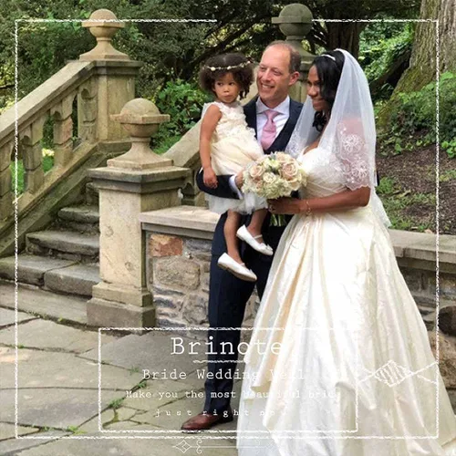 Miniatura 6 de Brinote Velos de boda con lentejuelas y borde de encaje para novias velo corto de 2 niveles longitud a la cadera velos de novia con peine brillante