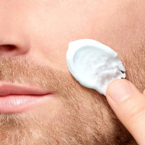 Miniatura 4 de CLARINS MEN Smooth Shave Foam Gel Gel de afeitado hidratante para hombres Alivia y suaviza Energiza la piel Acondiciona el pelo de la barba