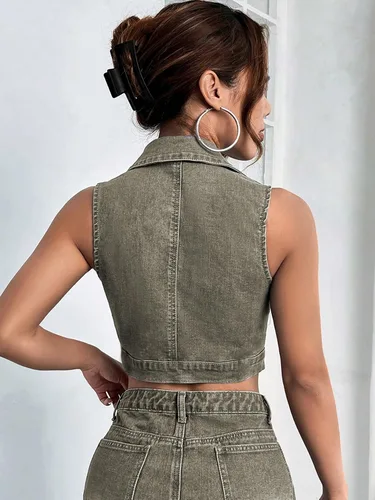 Miniatura 2 de WDIRARA Camiseta sin mangas con cuello redondo y bolsillos parcheados para mujer