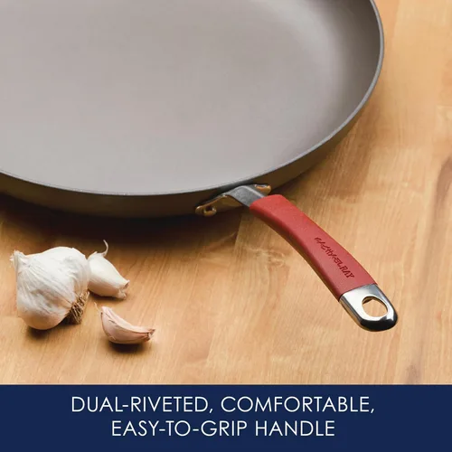 Miniatura 5 de Rachael Ray Cucina - Sartén antiadherente con mango auxiliar y proceso de anodizado duro., rojo, gris (Gray with Red Handles)