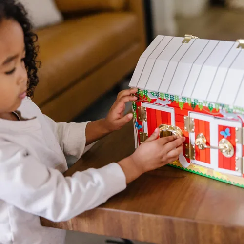 Miniatura 6 de Melissa & Doug – Juego sensorial de cierres para granero, juguete de puertas y cerraduras, animales de granja, para niños mayores de 3 años