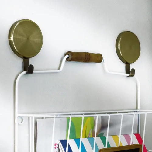 Miniatura 9 de Haute Decor Attract - Colgador magnético para corona (latón antiguo), juego de 2 imanes para 2 puertas/superficies de metal o 1 puerta o ventana