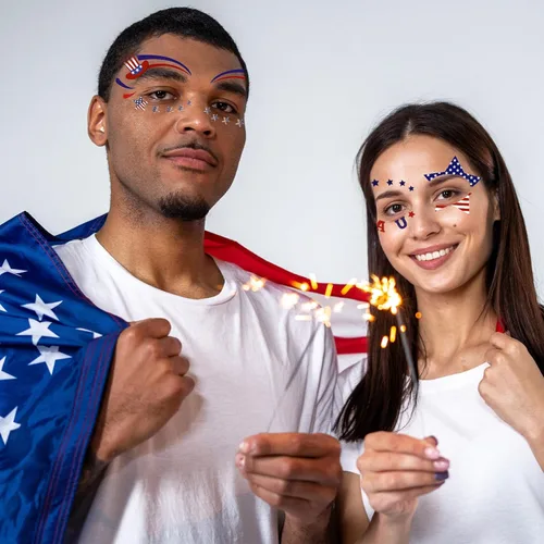 Miniatura 6 de HOWAF Calcomanías de tatuaje facial del 4 de julio, 10 calcomanías de maquillaje facial del Día de la Independencia de Estados Unidos, tatuajes