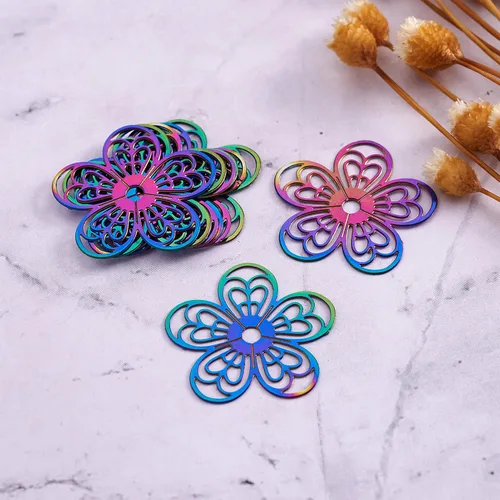 Miniatura 118 de FASHEWELRY 16 dijes de plumas de arco iris de acero inoxidable con alas de filigrana, adornos de metal de 4 colores para hacer joyas, pulseras