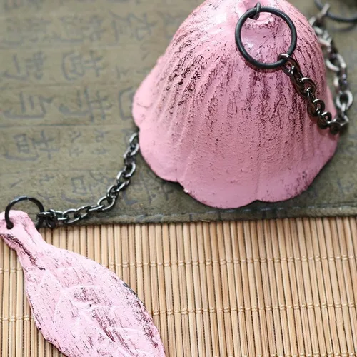 Miniatura 3 de Campana de viento de hojas japonesas, pequeña campana de viento colgante para colgar en el exterior, carillón de viento de hierro fundido, adorno