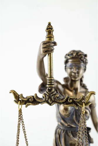 Miniatura 4 de Top Collection Estatua de La Justicia con acabado en bronce de 12.5 pulgadas