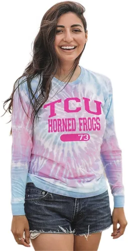 Miniatura 21 de Blue 84 Camiseta de manga larga con licencia oficial de la NCAA para mujer, teñido anudado
