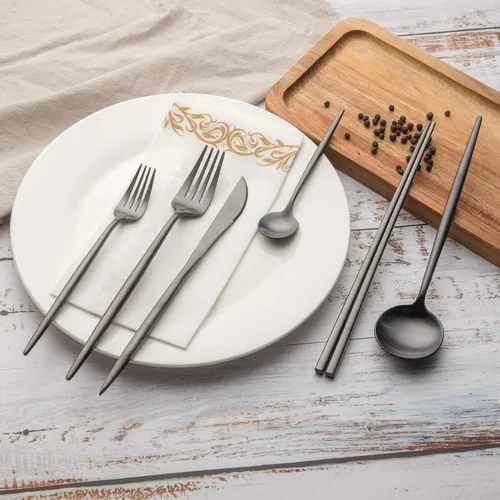 Miniatura 5 de KiiZYs Juego de cubiertos negro mate – Juego de cubiertos modernos de 14 piezas de acero inoxidable – Palillos de metal para cocina, tenedor