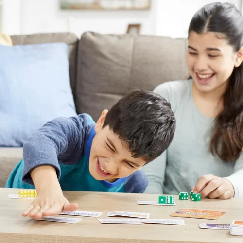Miniatura 5 de Hasbro Gaming Yahtzee Frenzy Juego de dados y cartas, juego de dados de ritmo rápido, juegos de cartas para familias y niños, juegos familiares