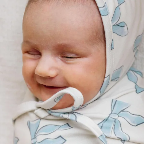 Miniatura 5 de Copper Pearl Gorros de bebé: ultra suave, cómodo de llevar, sombrero de sol para protección contra los rayos UV, diseño moderno a juego, 6-12 meses