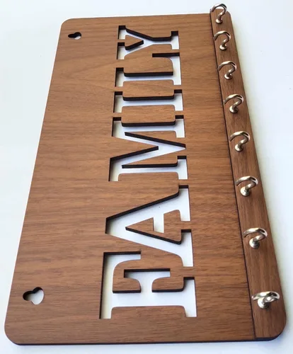 Miniatura 2 de Soporte familiar para llaves de pared de madera para decoración del hogar, soporte para llaveros, regalo para el mejor diseñador familiar del mundo