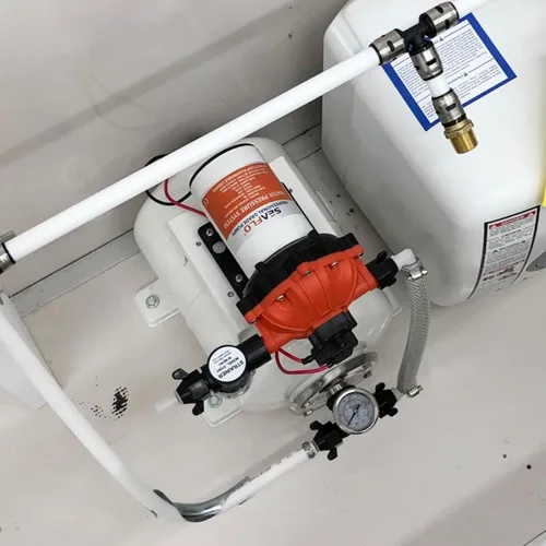 Miniatura 10 de SEAFLO Bomba de agua marina 12 V CC 60 PSI 5,5 GPM Sistema de tanque acumulador de 2 galones Sistema de aumento de presión del acumulador para un
