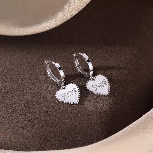 Miniatura 5 de SLUYNZ Aretes de aro pequeños con corazón de plata Stering para mujeres, adolescentes y niñas, aretes de aro de amor Huggie