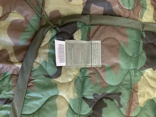 Miniatura 3 de Fabricado en Estados Unidos – Genuino forro de poncho militar estadounidense – Woodland Camo