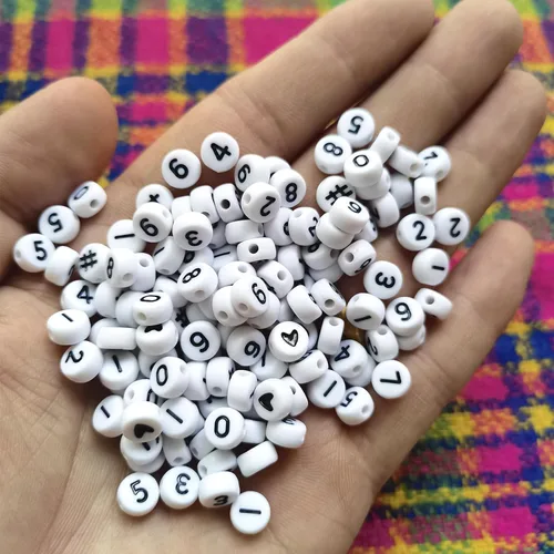 Miniatura 4 de Amaney - 600 cuentas acrílicas blancas de números 0-9, símbolo # corazón con caja de almacenamiento, 0.276 x 0.157 in En caja blanca