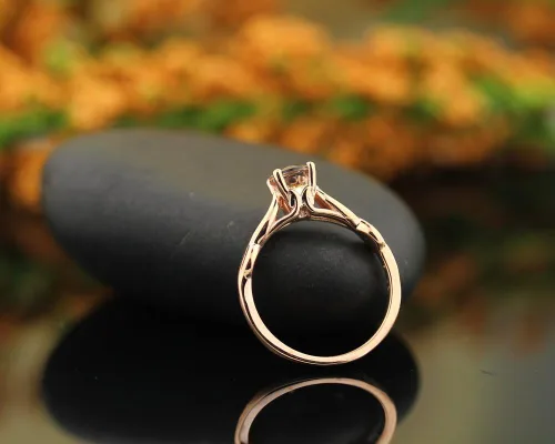 Miniatura 3 de Anillo de compromiso con solitario estilo infinito de morganita natural en oro rosa de 10 quilates