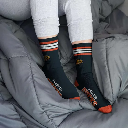 Miniatura 4 de For Bare Feet Calcetines de cuatro rayas de la NFL para mujer