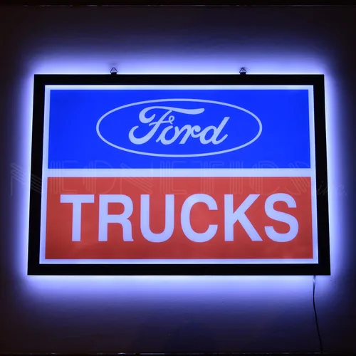 Ford Trucks - Letrero de luz LED ultra delgado para pared, producto oficial de Ford OLP, logotipo rojo, azul, negro y blanco con luces LED blancas,