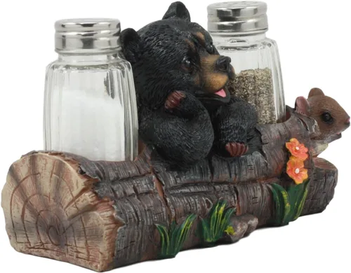 Miniatura 2 de Ebros - Oso de bebé negro sentado en tronco con ardilla, salero y pimentero, estatua de 6.75 pulgadas de largo, cabaña larga, oso caprichoso, centro