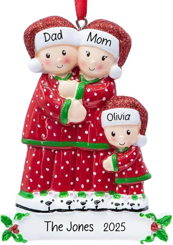 Adorno de Navidad personalizado de PJ Family of 3 2025 | Decoración familiar de pijamas para árbol de Navidad – Recuerdo personalizado único de