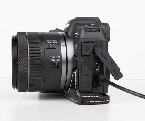 Miniatura 5 de MUZIRI KINOKOO Funda para cámara Canon EOS R8/RP DSLR, estilo retro funda protectora de piel sintética con agarre de mano y diseño inferior de Negro