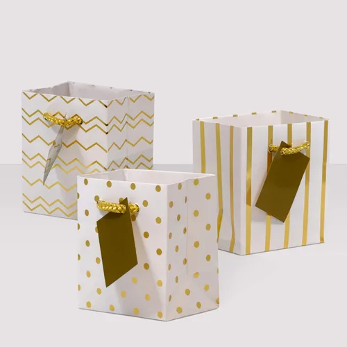 Miniatura 8 de Bolsas de regalo de papel dorado metálico con asas, ideales para fiesta de cumpleaños, con diseños de lunares, rayas y cheurón; 12 unidades. 4 x
