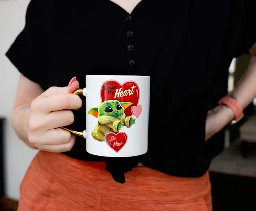 Miniatura 3 de STAR WARS: The Mandalorian Grogu Catch My Heart - Taza de cerámica de 14 onzas Taza de café grande sin BPA para expreso, cafeína, bebidas