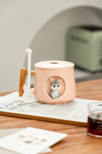 Miniatura 4 de DIHOclub Adorable Taza de Cerámica 3D de Conejo con Tapa y Cuchara Perfecta para Café, Té, Leche y Más - Regalo Ideal para Amantes de los Conejitos