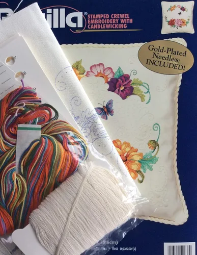 Miniatura 3 de Bucilla - Almohada Floral Mariposa - Bordado de Crewel Estampado con Kit Candlewick 42638