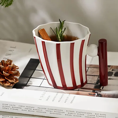 Tazas de café de cerámica roja, taza de café hecha a mano para la oficina y el hogar, tazas de café artísticas para mujeres para mamá, taza roja y