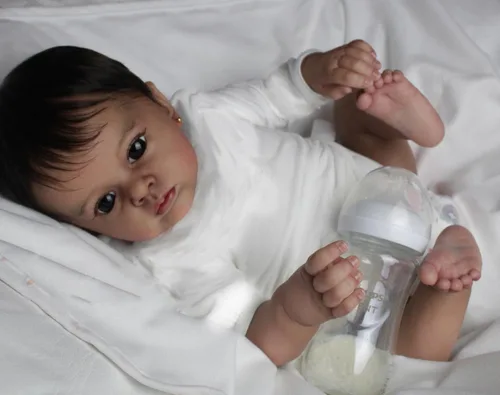Miniatura 5 de Muñecas realistas de bebé Reborn de 24 pulgadas, piel oscura, niña negra que se ven real, cuerpo suave, bebé recién nacido, de silicona, linda