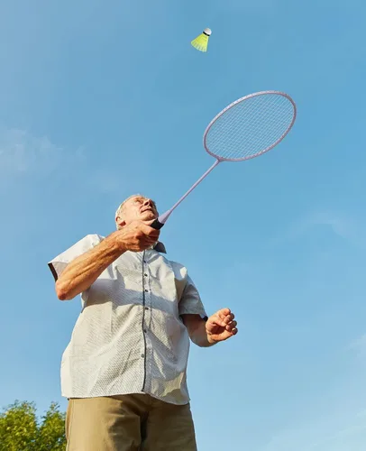 Miniatura 5 de AboveGenius Juego de 4 raquetas de bádminton para juegos al aire libre, incluye 4 raquetas, 6 volantes de bádminton de nailon, raquetas de bádminton