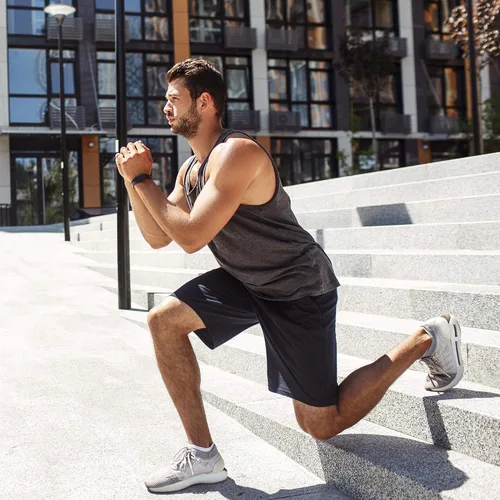 Miniatura 7 de MCPORO Pantalones cortos deportivos para hombre con bolsillos de secado rápido para entrenamiento de gimnasio