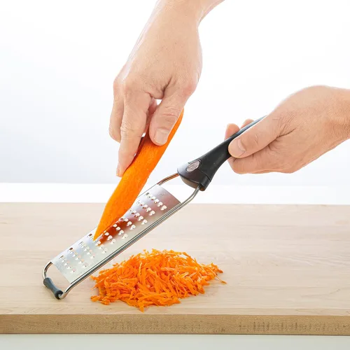 Miniatura 5 de PL8 Rallador mediano – Rallador de paleta de acero inoxidable para queso, verduras y más con mango ergonómico