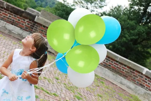 Miniatura 2 de Treasures Gifted - Globos de un solo color mate, Verde lima (Lime Green)