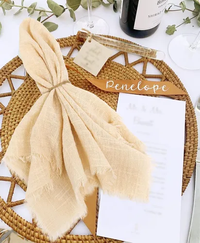Miniatura 5 de 24 servilletas de tela hechas a mano con flecos beige, 16 x 16 pulgadas, delicadas servilletas de algodón rústico a granel para bodas, cenas, fiestas