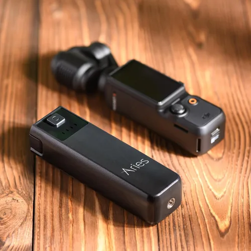 Miniatura 5 de DJI Osmo Pocket 3 Cámara Gimbal, Bundle con Power Bank, Estuche de Transporte, Protector de Pantalla, Tarjeta de Memoria de 64GB y Lector de Tarjetas