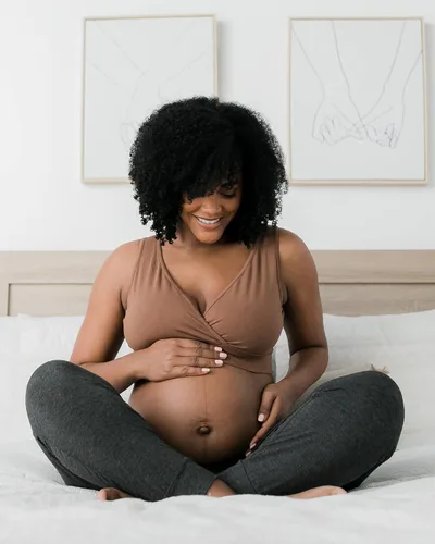 Miniatura 5 de Kindred Bravely Sujetador de lactancia y maternidad sin hilos de algodón orgánico extra suave