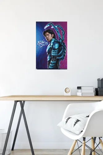 Miniatura 5 de Trends International DC Comics Movie Blue Beetle - Póster de pared de Jaime Reyes, 22.4 pulgadas de largo x 14.7 W, paquete de póster y montaje