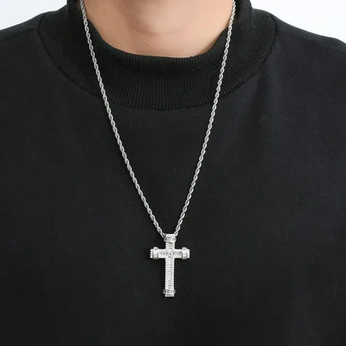 Miniatura 2 de STARCHENIE Collar de cruz para hombre, chapado en oro de latón, circonita cúbica, colgante de cruz de Jesucristo, joyería de 24 pulgadas, cadena