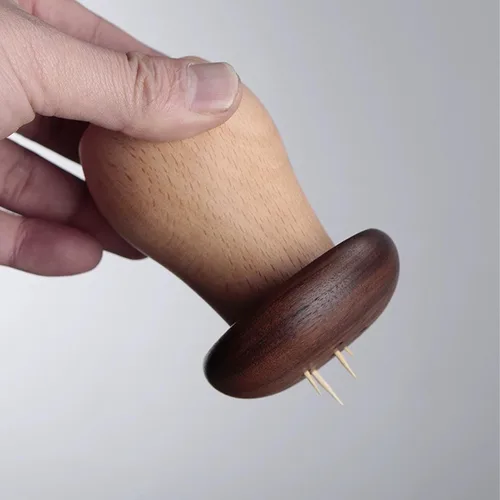 Miniatura 7 de TOPINCN Soporte para palillos de dientes, lindo recipiente de madera con forma de hongo para palillos de dientes, contenedor portátil