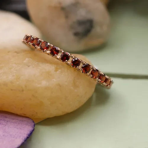 Miniatura 3 de Dazzlingrock Collection Anillo de boda apilable de eternidad con piedras preciosas o diamantes redondos para mujer en oro