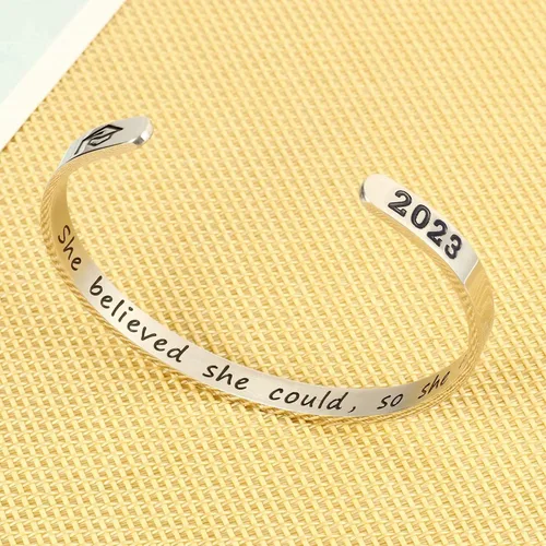 Miniatura 6 de M MOOHAM - Regalos de graduación para ella, él 2022, pulseras de graduación inspiradoras en clase de 2022, regalos de graduación de la escuela