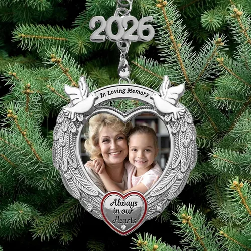 Miniatura 2 de Loving Memory - Adorno de foto de Navidad, incluye un dije fechado de 2025 y 2026, alas de ángel con palomas esmaltadas, joya de cristal