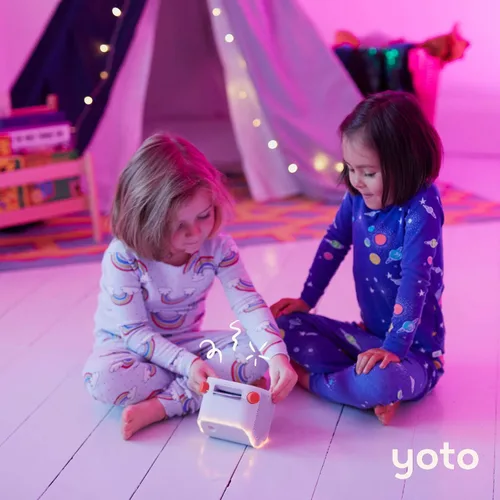 Miniatura 9 de YOTO Peppa Pig: On The Road with Peppa - Tarjeta de audio para niños para usar con reproductor y mini dispositivo de audio todo en 1, escucha