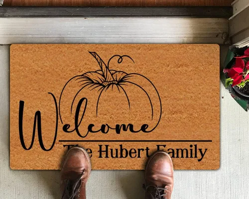 Tapetes para puerta – Nombre de la familia de la temporada de calabazas – Tapete de bienvenida duradero personalizado – Tapete de piso de perfil