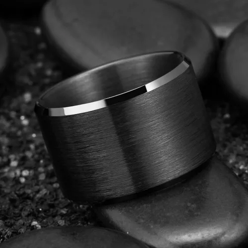 Miniatura 9 de King Will Anillo de boda de tungsteno para hombre, disponible en 15/64 a 25/64 de pulgada (6 a 10 mm), negro/plata, acabado mate, borde pulido